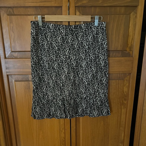 ANN TAYLOR - Picture 2 of 7